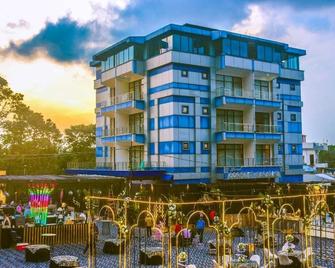Hotel Corbett Paradise Kotdwar - Kotdwāra - Edificio