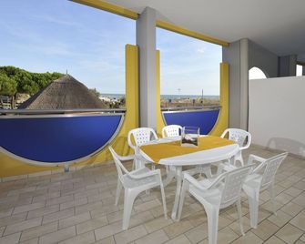 Ashanti Aparthotel Wellness&Spa - Bibione - Balcone