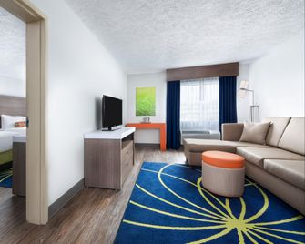 Hotel Indigo Cleveland-Beachwood By IHG - Beachwood - Stue