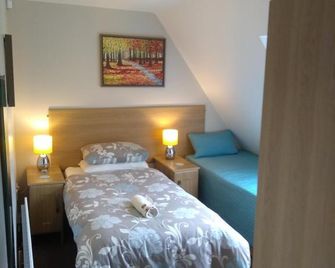 Tollyrose Country House - Newcastle