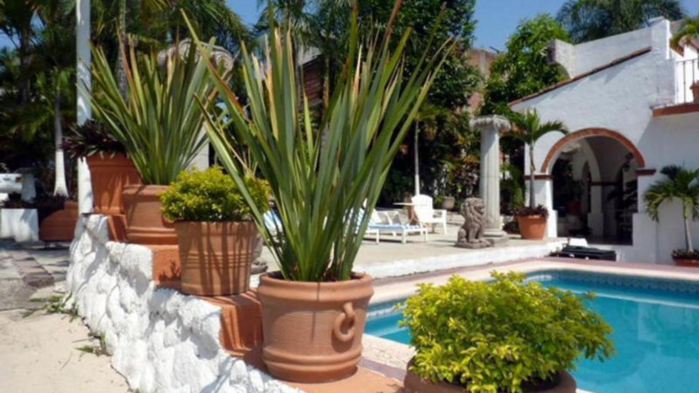 Hotel Bajo el Volcan