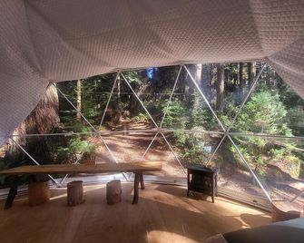 Fieldbrook Gnome Dome - McKinleyville - Balcón