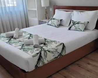 Apartment rental for 6 people. - Apúlia - Bedroom