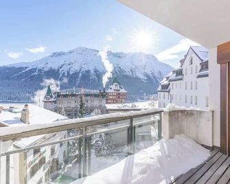 St Moritz 3 Suite vista lago - São Moritz - Varanda