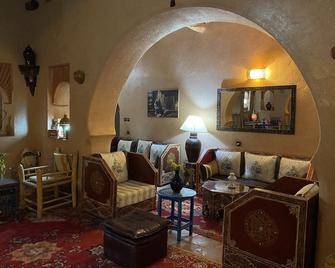Riad Paradise of Silence - Aït Ben Haddou - Wohnzimmer