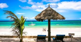 Diani Sea Resort - Ukunda - Beach