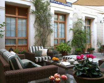 Hotel L'Estació - Bocairente - Patio