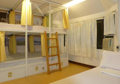 HIS CAPSULE HOSTEL - Prices & Reviews (Tacloban, Philippines)