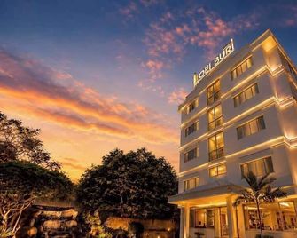 Loei Buri Hotel by Alphatel - Loei - Building