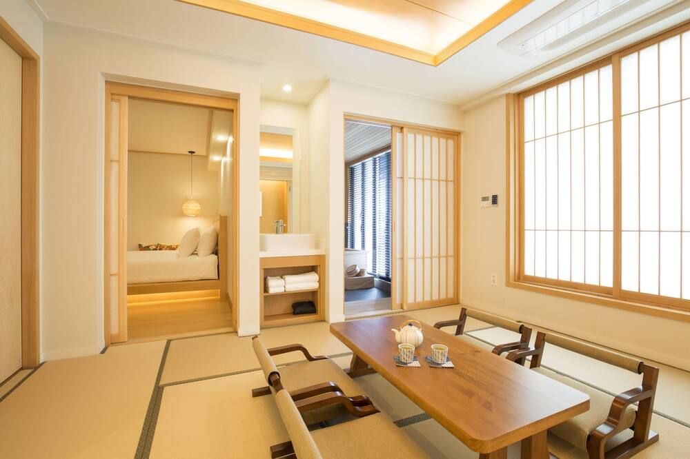 تومونويا ريوكان