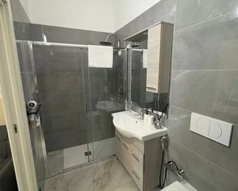 The Central Rock Inn camere con bagno privato - Piacenza