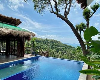 Lexias Hostel - El Nido - Pool
