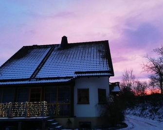 Vacation apartment 2 - Apartments Schlossblick - Aufseß - Gebäude