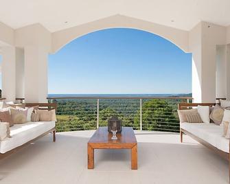 Alexandria Retreat - Luxury B&B Romantic Getaway 2 - Doonan - Balcony