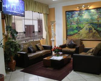 Retamas Hotel - Cajamarca - Living room