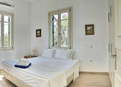 Villa Amphora - Three Bedroom Villa, Sleeps 6 - Mytilene - Bedroom