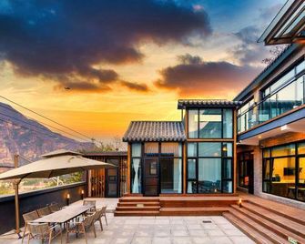 Shengshui Lianting Hostel - בייג'ין - בניין