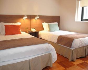 Hotel Santa Lucia - Santiago - Bedroom