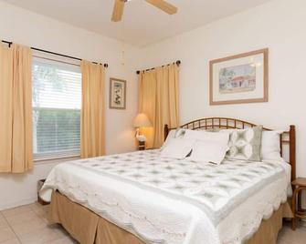 Los Cabos III Condominiums - South Padre Island - Schlafzimmer