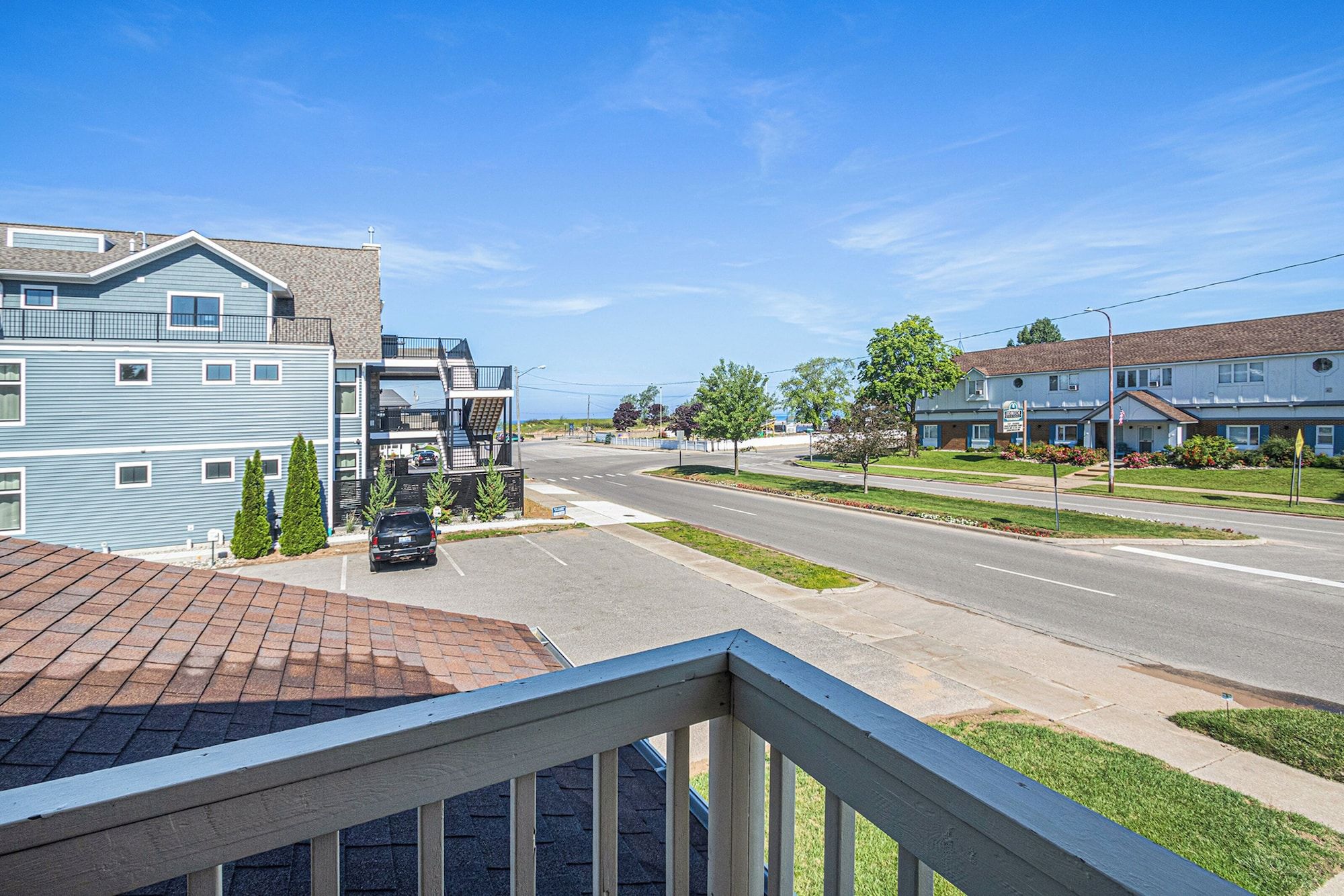 Ludington Pier House - Ludington