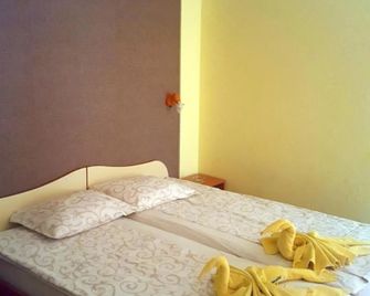 Balaton Hotel - Nesebar - Bedroom