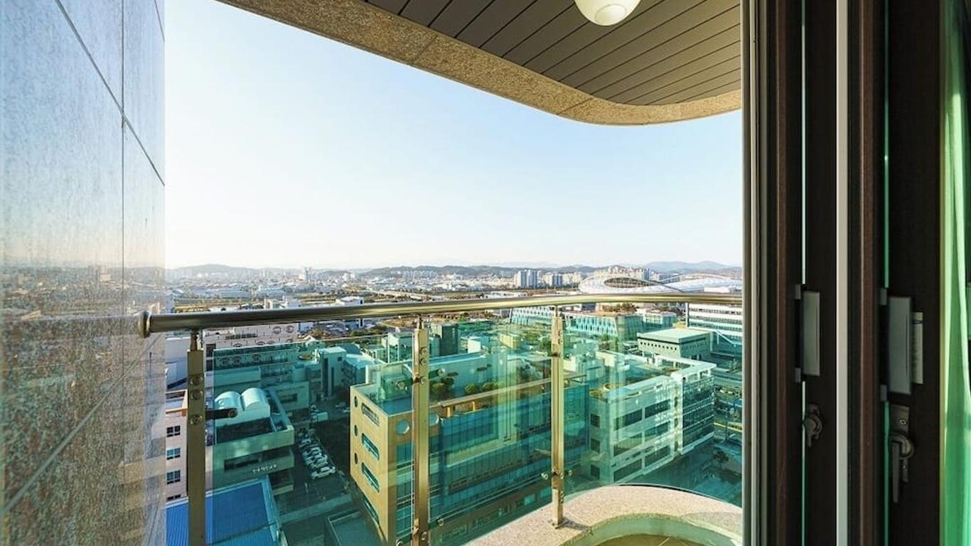 Raonstay in Perla Hotel