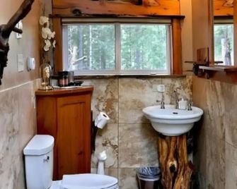 Lanzarotta Bed And Breakfast - Eugene