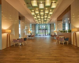 Secrets Sunny Beach Resort And Spa - Pantai Sunny - Lobi