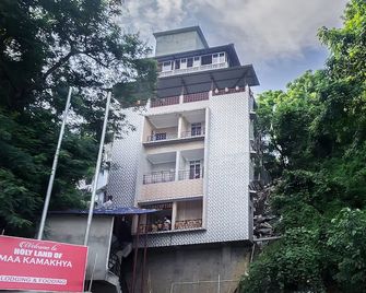 OYO 5638 Om Regency I - Guwahati - Building