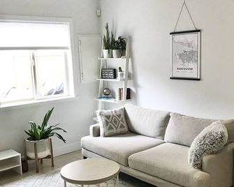 Modern immaculate suite in beautiful Vancouver - Vancouver - Sala de estar