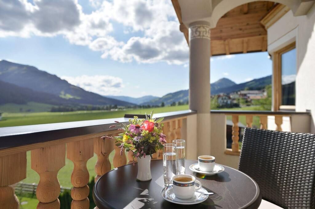 By Franz Appartements - קירכברג אין טירול - מרפסת