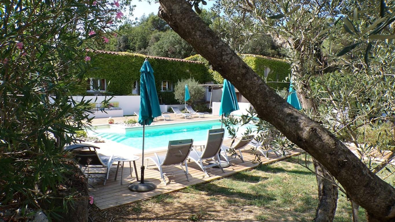 Le Relais De La Cavayere