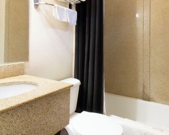 Whitehouse Motel Richmond South - ריצ'מונד - חדר רחצה