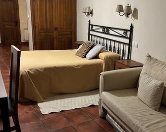 Hotel El Castrejon - Cebreros
