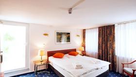 Ring Hotel - Wiesbaden - Bedroom