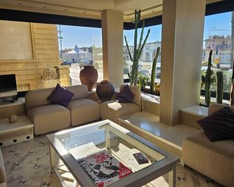 Hotel San Francisco - ויארג'ו - סלון