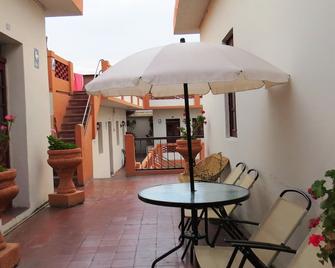 Gran Hotel - ארקיפה - פטיו