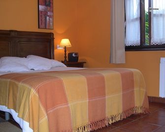 Apartamentos Rurales La Caramba - Lamuño - Schlafzimmer