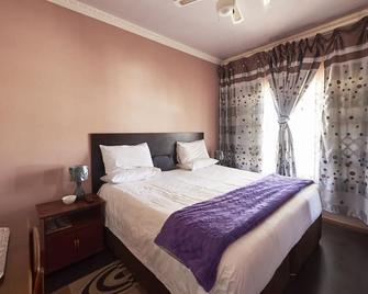 Flossie B&B - Soweto - Habitación
