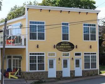 Dolan's Inn & Suites - Pictou - Building