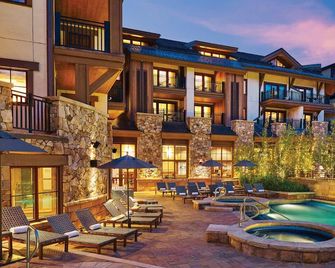 Boutique Resort in Vail Village - 3 BR - 3BA Residence at The Sebastian - Vail - Edifício