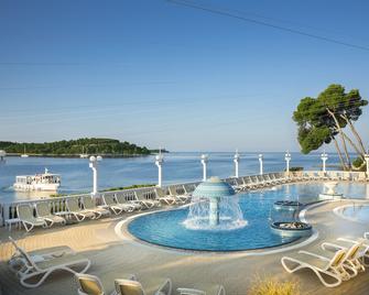 Maistra Select Island Hotel Katarina - Rovigno - Piscina