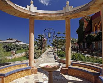 Orpheas Resort (Adults Only) - Georgioupoli - Pátio