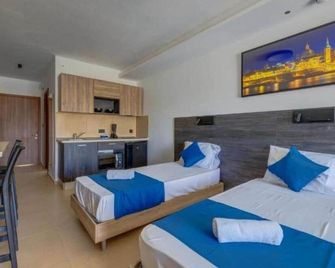 Bayside A Apartments - St. Julian's - Bedroom