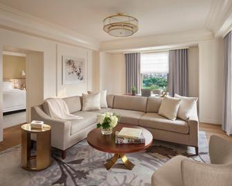 The Newbury Boston - Boston - Living room