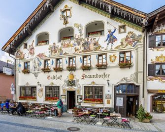 Hotel & Gasthof Fraundorfer - Garmisch-Partenkirchen - Building