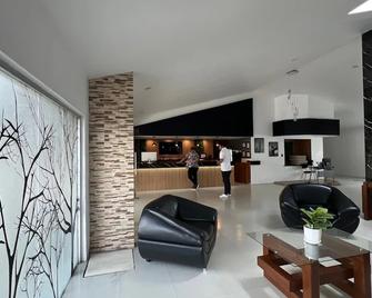 Hotel La Cascada - Aguascalientes - Living room