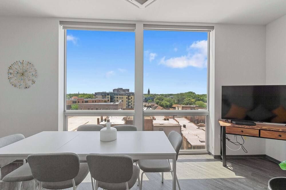 Brand New 2br Chicago City Escape - שיקאגו - חדר אוכל