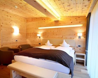 Chalet Elisabeth dolomites alpin & charme - 塞爾瓦迪加爾代納山谷 - 臥室