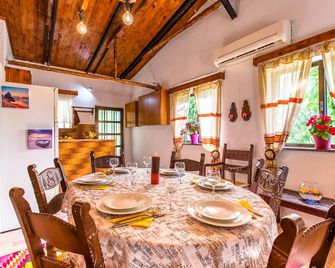 Aadonis Villa - Tavronitis - Dining room